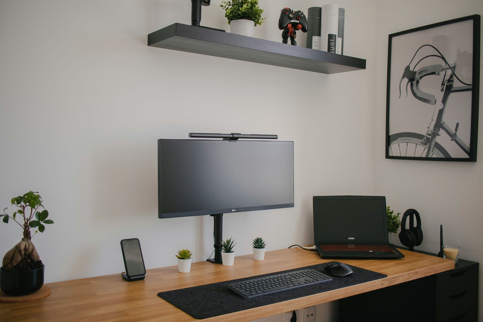 5 Desk Gadgets That Actually Earned a Permanent Spot